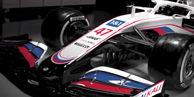 ハースF1 2021年型マシン「VF-21」のカラーリングを発表！スポンサーのロシアカラーに一新